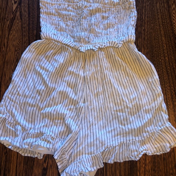Strapless American Eagle Romper - Picture 3 of 3